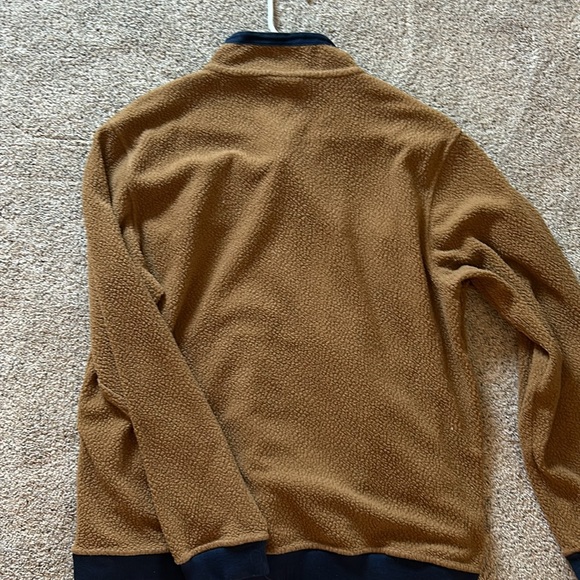 Men’s Shearling Button Fleece Pullover - Picture 2 of 3
